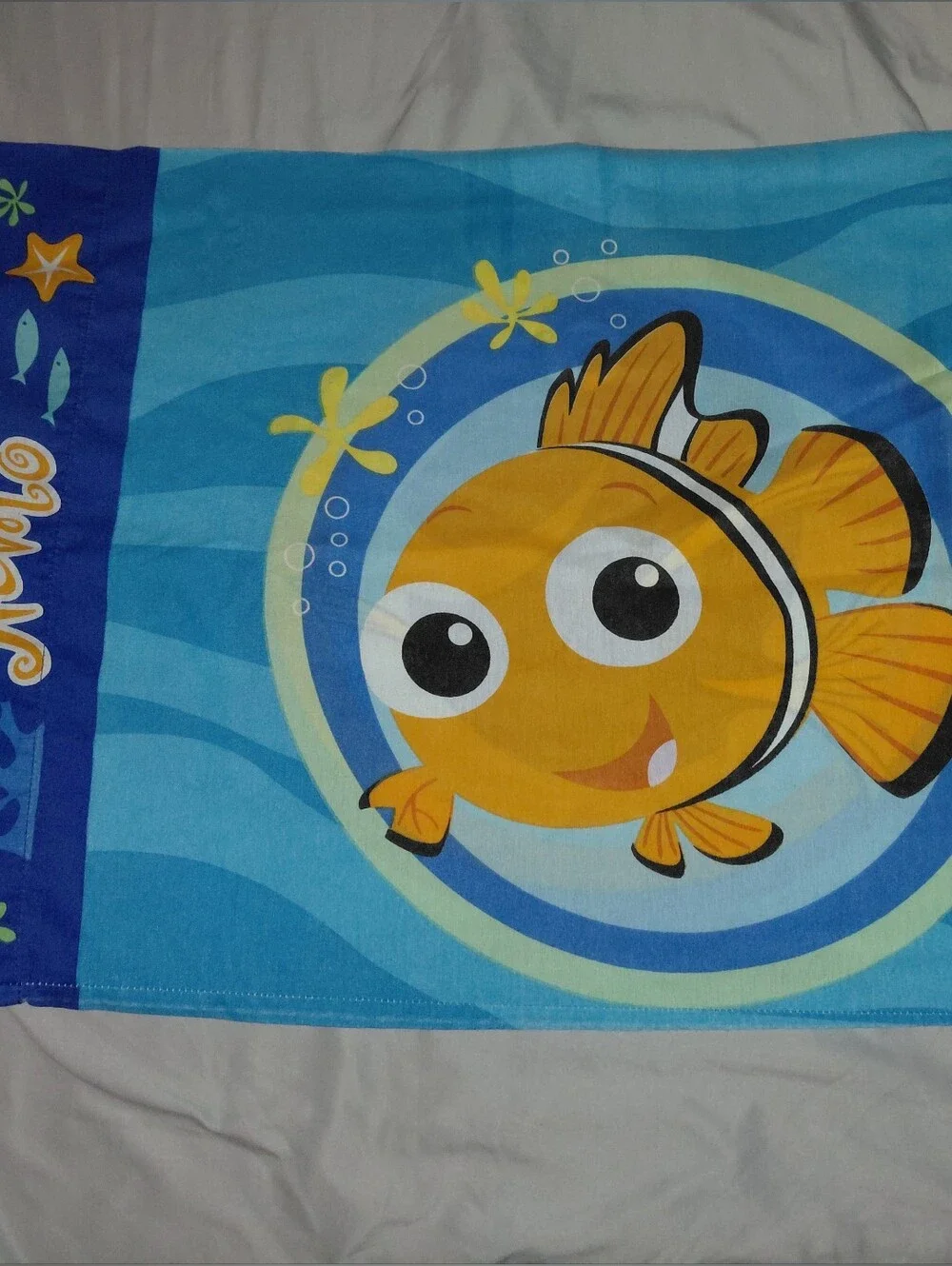 Vintage Disney Pixar Finding Nemo Dory Pillowcase Standard
